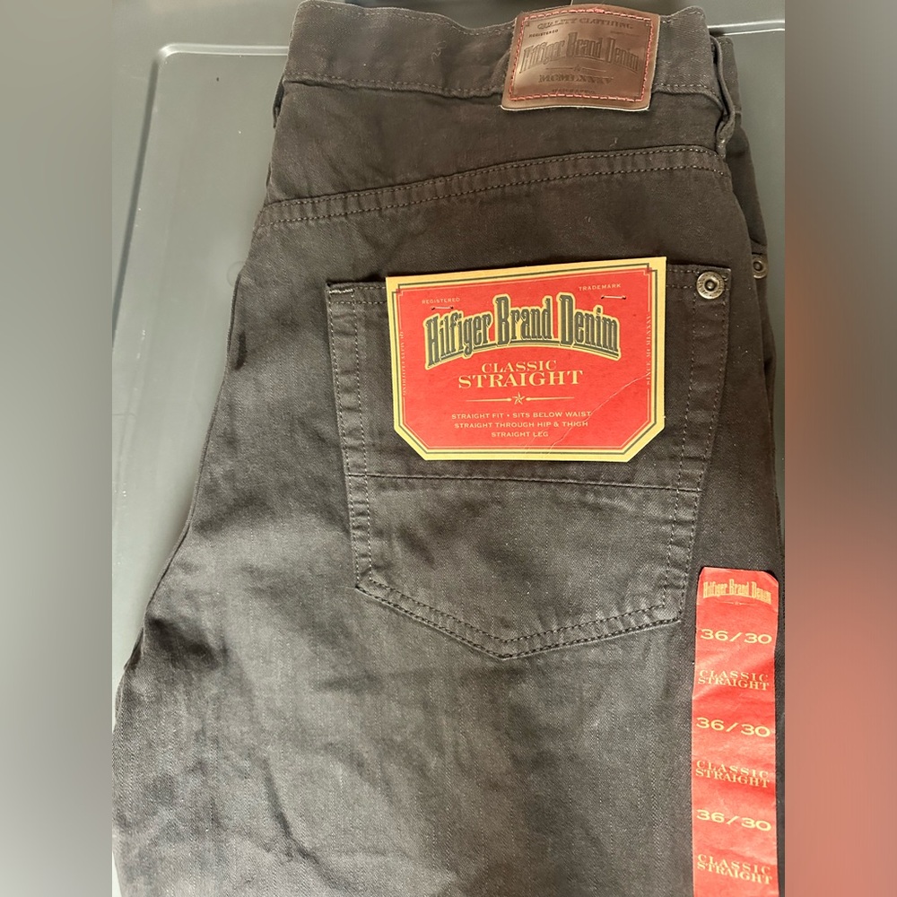 Tommy Hifiger  Classic Straight Fit Mens Jeans